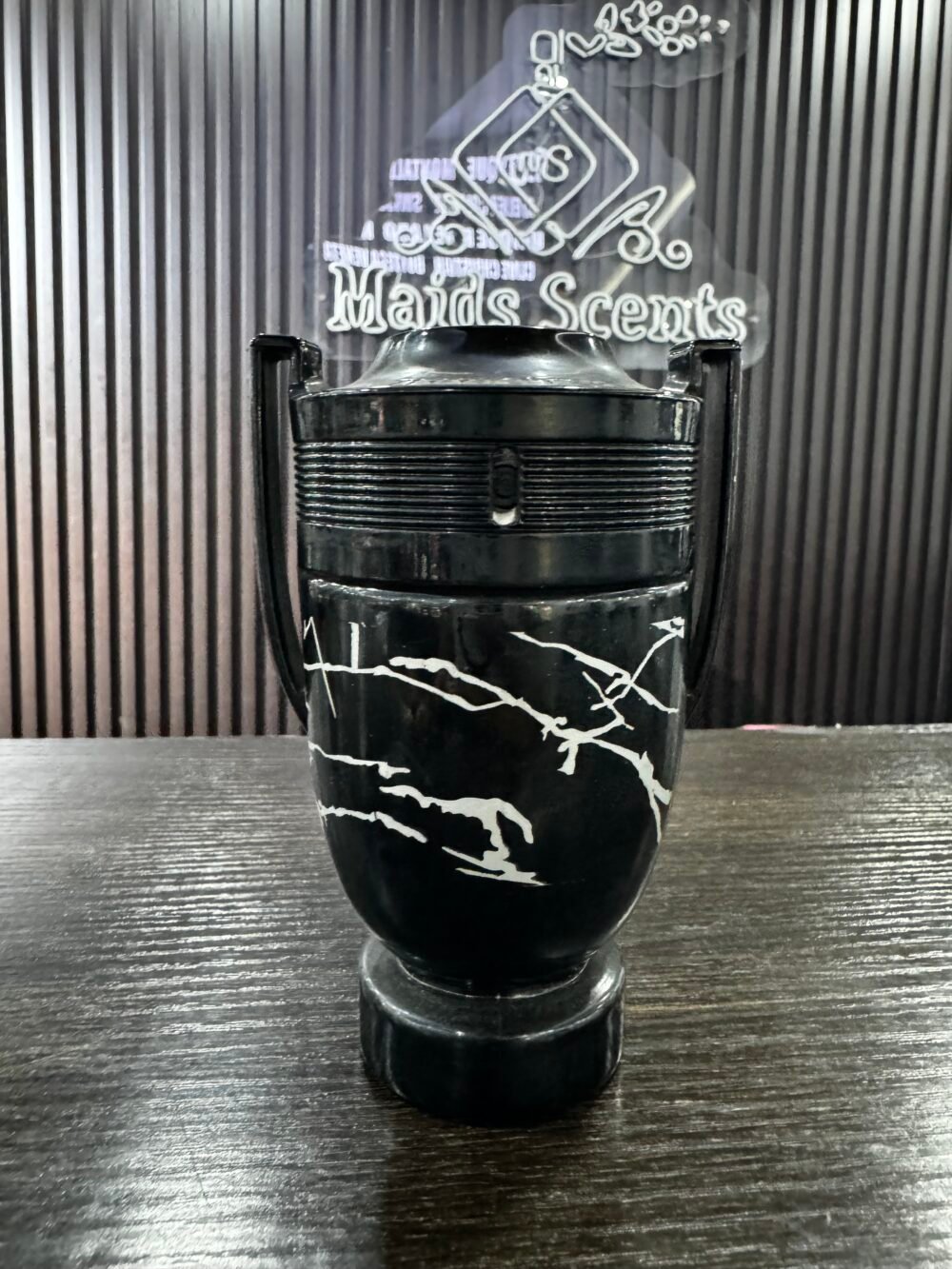 Paco Rabanne Invictus Onyx – MAIDS SCENTS