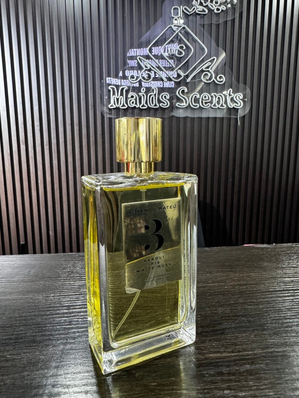 IMG_7195 Rosendo Mateu No. 3 Neroli, Iris, White Musk EDP